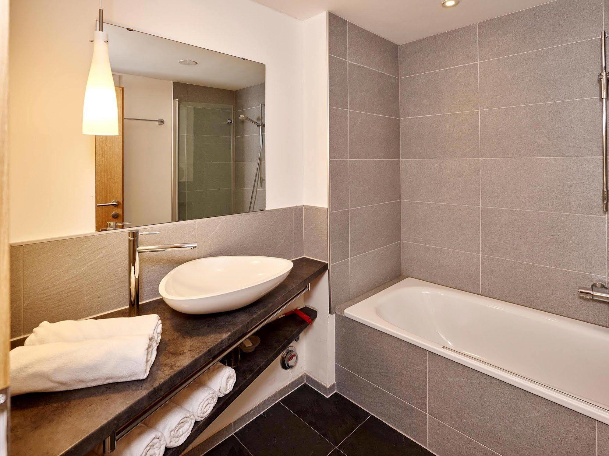 Hotel Monika Gaschurn Bagian luar foto